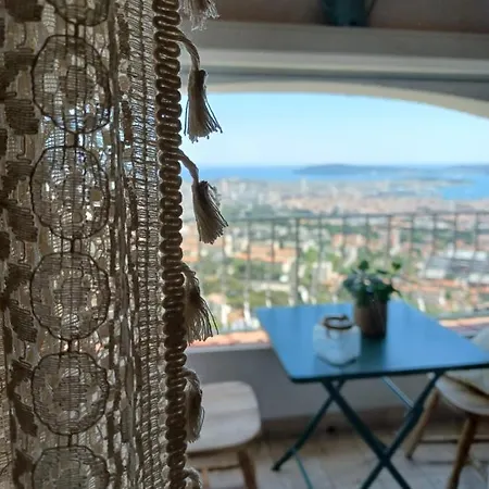 Le Balcon, Vue Panoramique Au Faron * Тулон